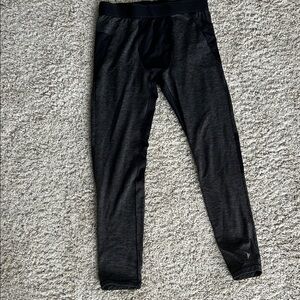 Old Navy Active Black and Gray Athletic Leggings, size L (10-12)